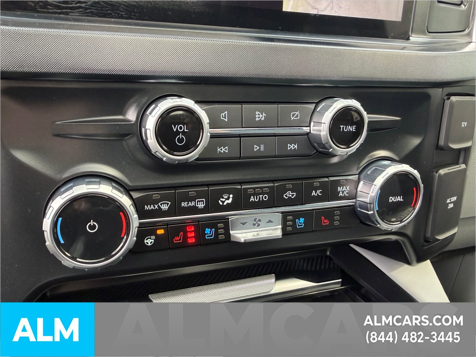 Certified 2023 Ford F250 Limited w/ FX4 Off-Road Package AWD/4WD image 26