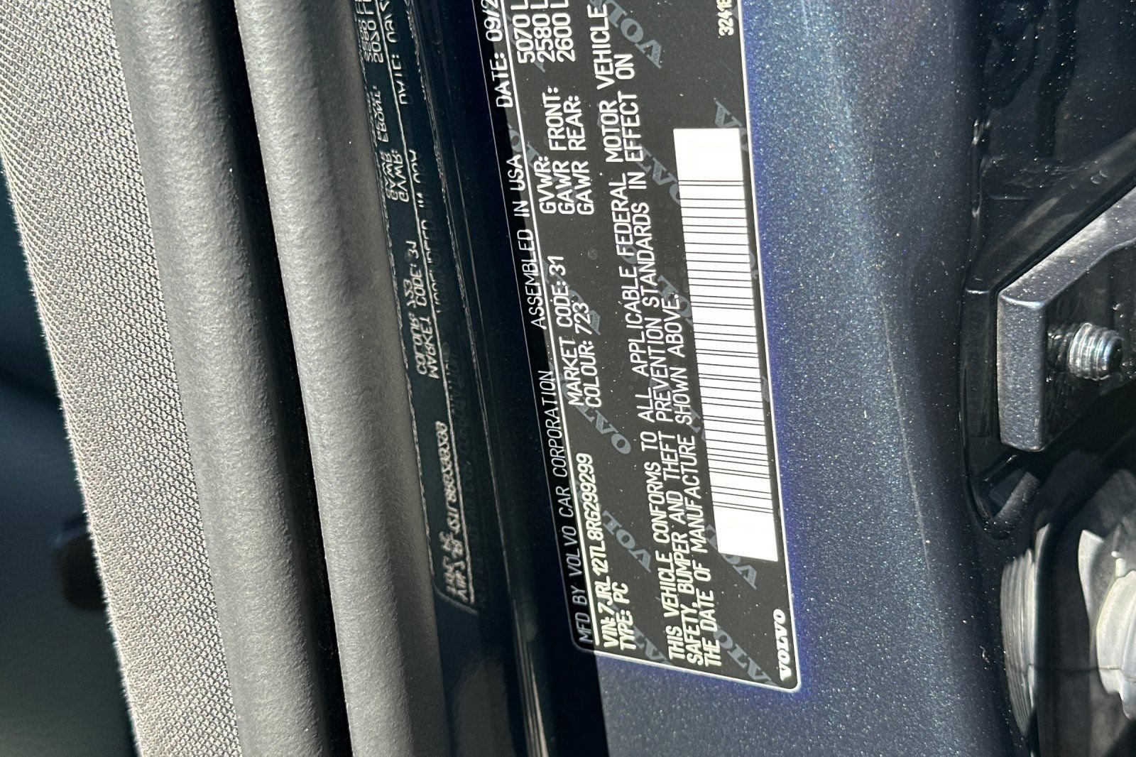 Used 2024 Volvo S60 B5 Plus AWD/4WD image 27
