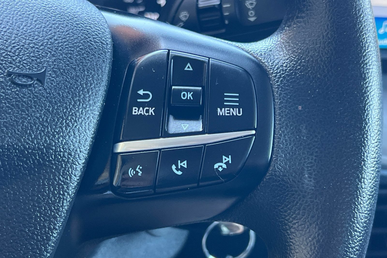 Certified 2023 Ford Maverick XL FWD image 34