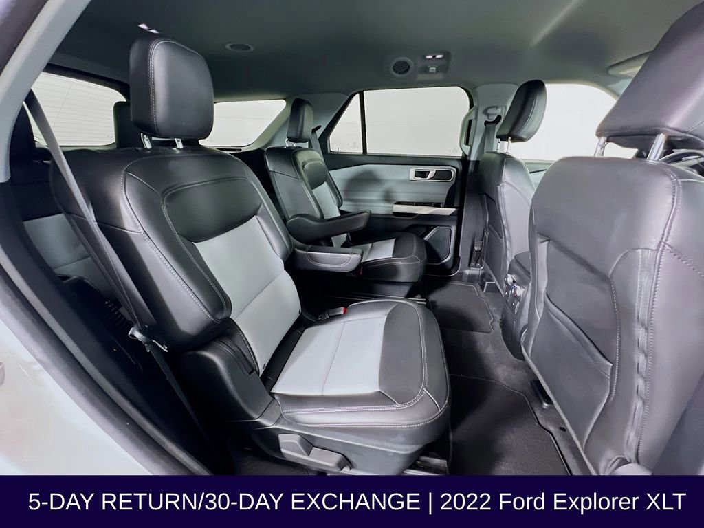 Certified 2022 Ford Explorer XLT w/ Equipment Group 202A image 32