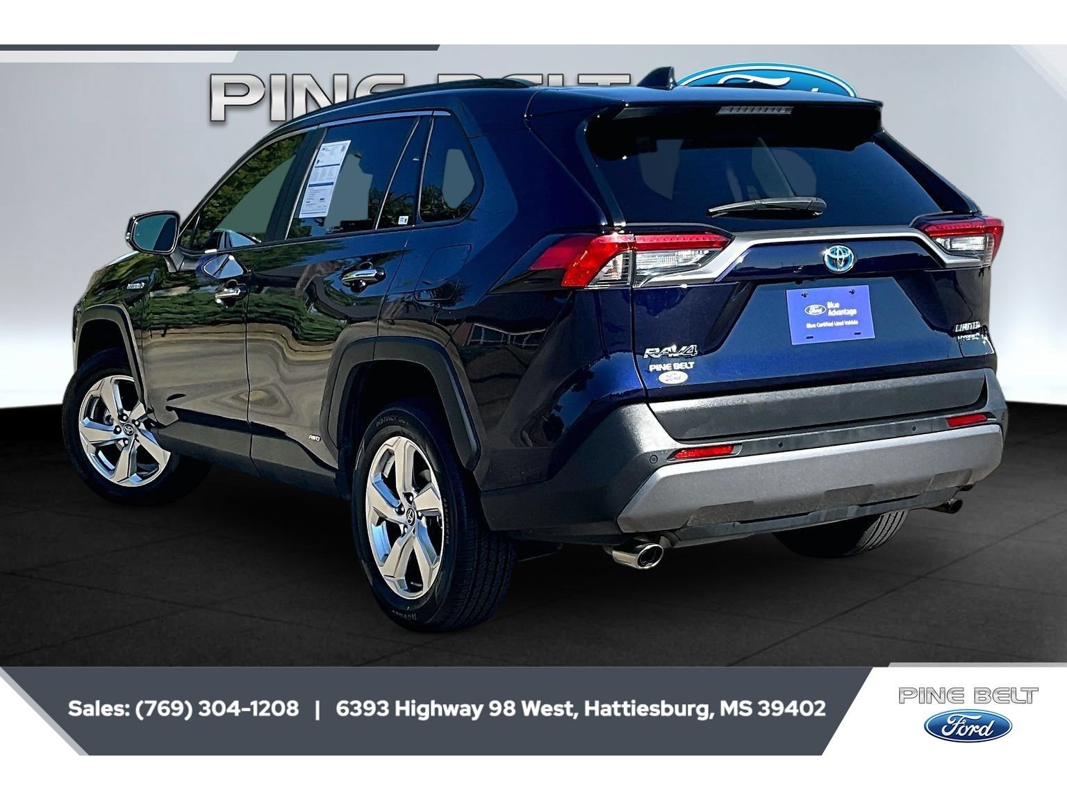 Used 2020 Toyota RAV4 Limited AWD/4WD image 2