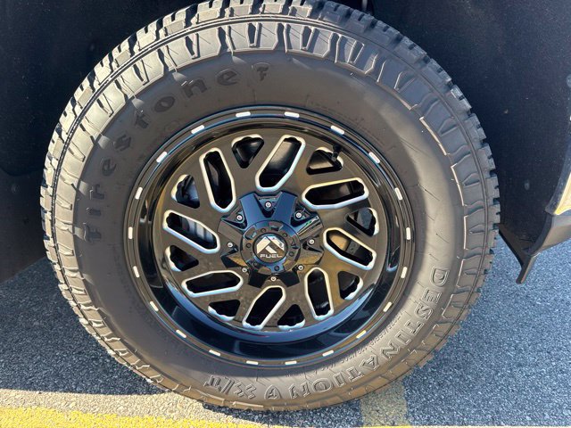 Used 2019 Chevrolet Silverado 1500 LT w/ All-Star Edition AWD/4WD image 8