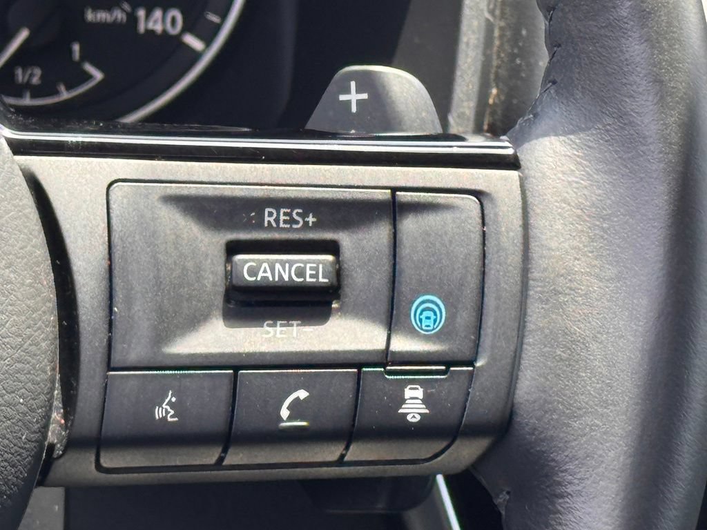 Used 2021 Nissan Rogue SV w/ Premium Package FWD image 25