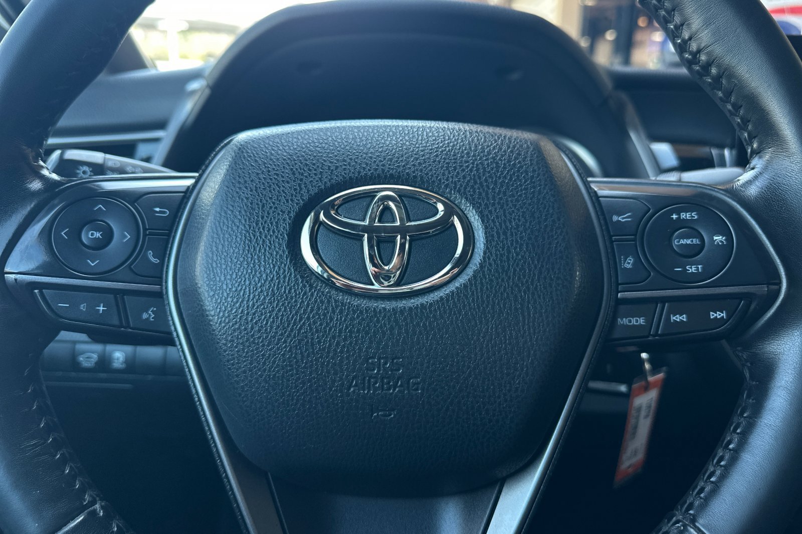 Used 2022 Toyota Camry SE w/ Carpet Mat Package (TMS) FWD image 20
