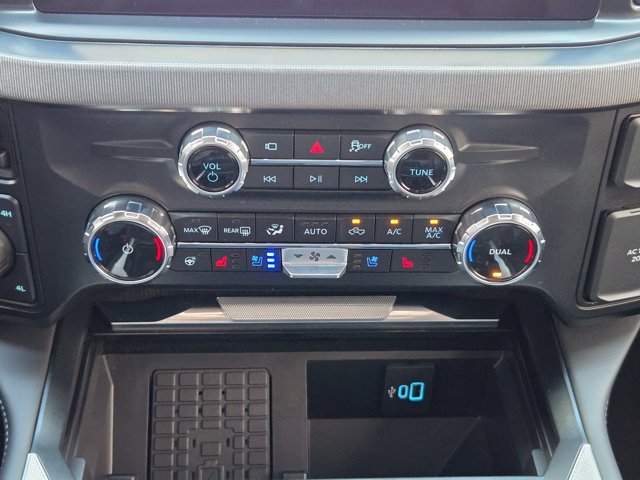 Certified 2025 Ford F250 Platinum AWD/4WD image 17