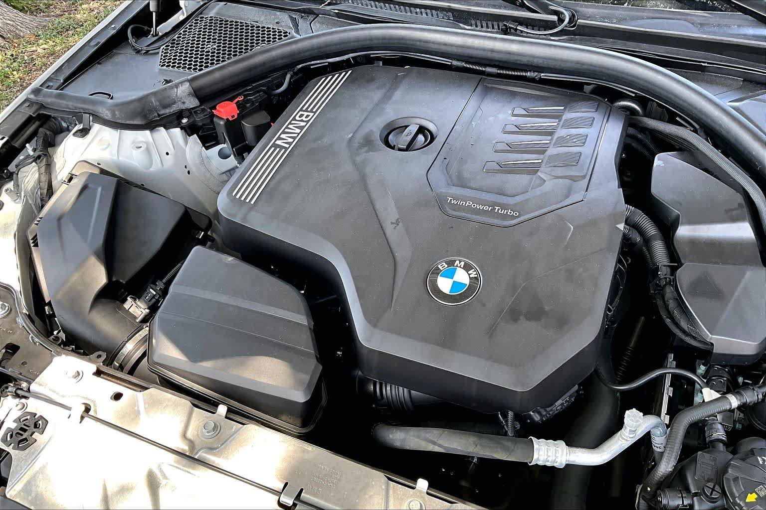 Used 2024 BMW 330i Sedan w/ Convenience Package RWD image 33