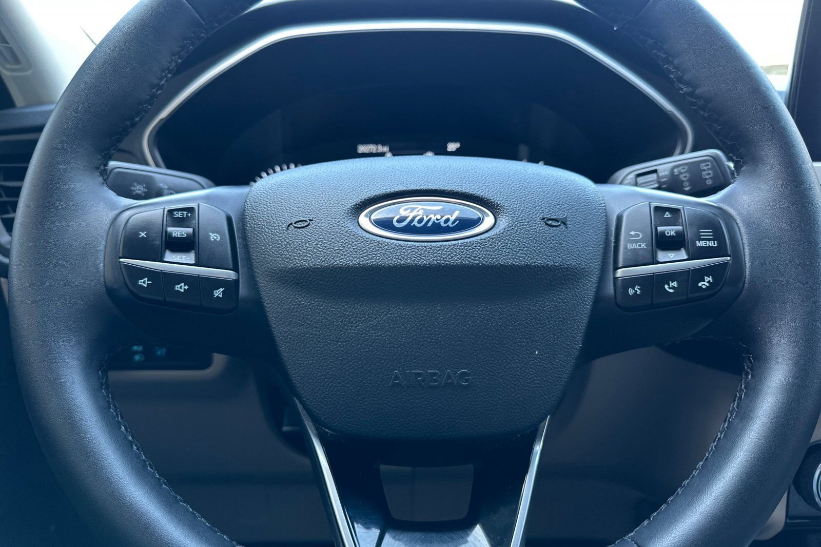 Certified 2022 Ford Escape SE w/ SE Sport Appearance Package FWD image 35