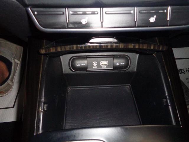 Used 2019 Kia Sorento EX image 17