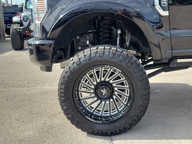 Certified 2022 Ford F250 Platinum w/ Tremor Off-Road Package image 8