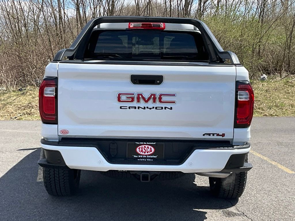 Used 2025 GMC Canyon AT4 w/ Nightfall Edition image 28