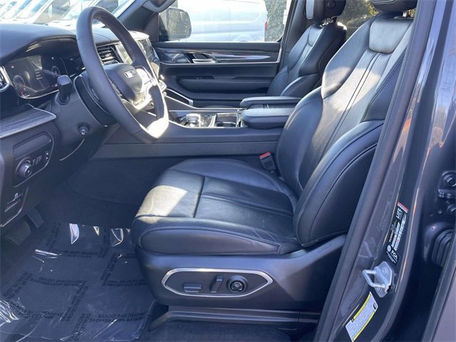 Used 2022 Jeep Wagoneer Series II w/ Premium Group I image 14