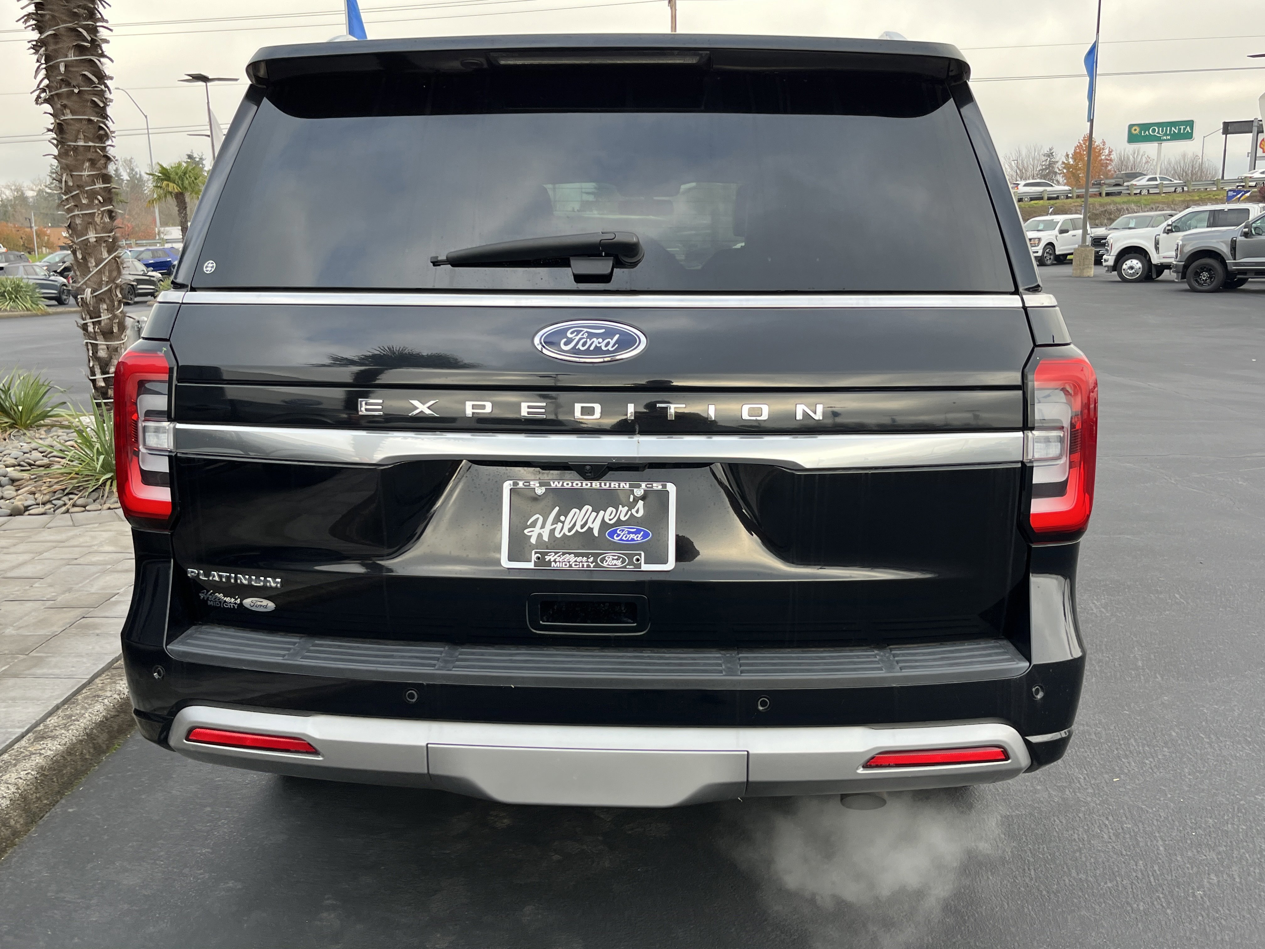Certified 2023 Ford Expedition Platinum image 4