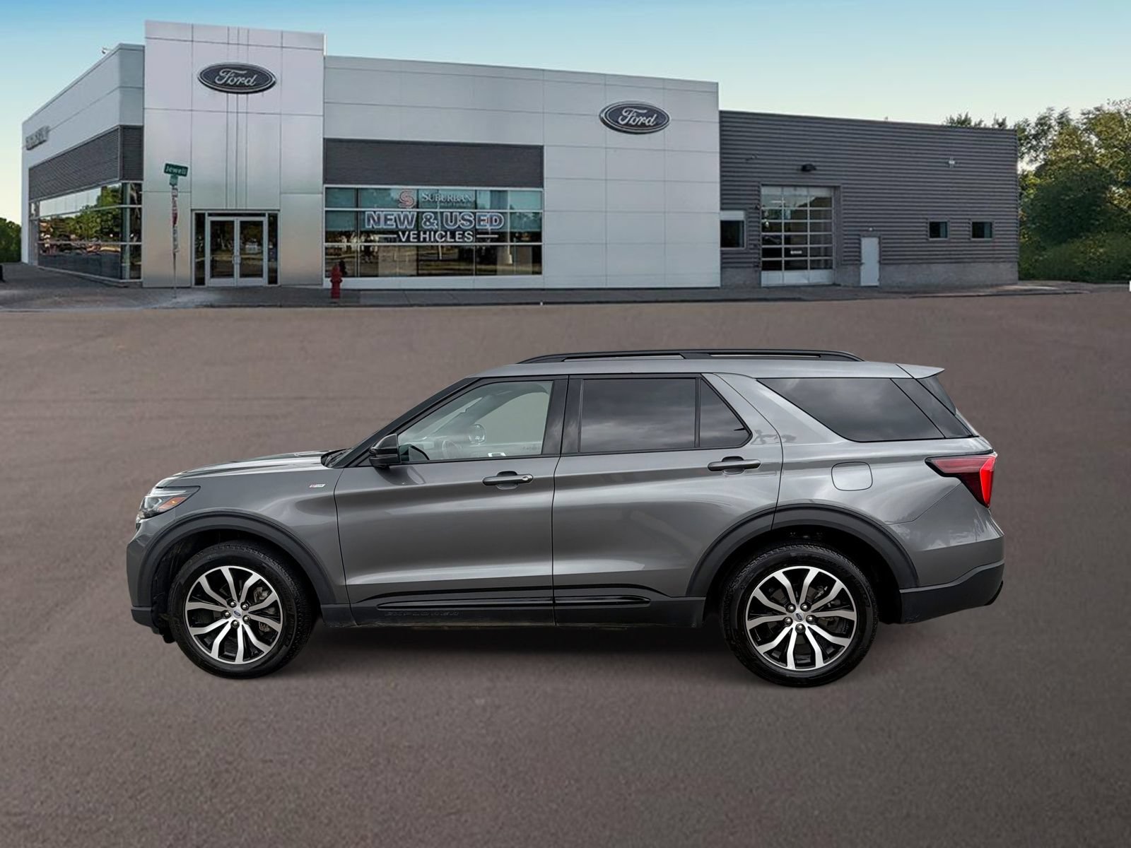Certified 2025 Ford Explorer ST-Line AWD/4WD image 7