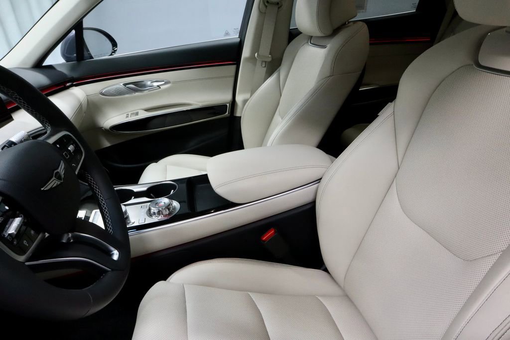 Used 2026 Genesis GV70 2.5T AWD/4WD image 25