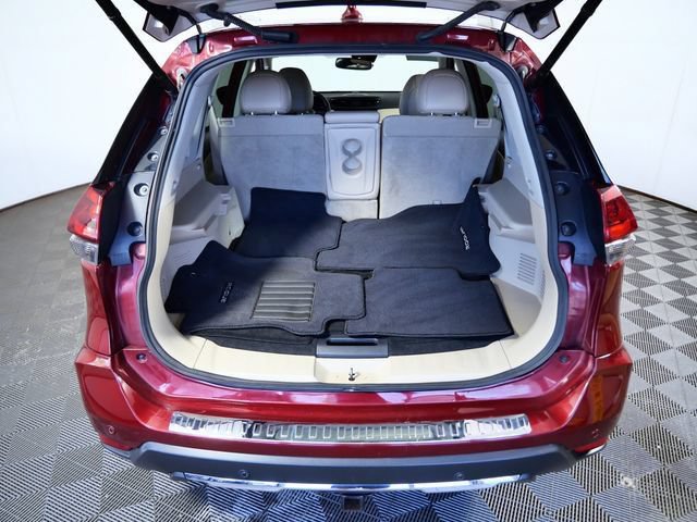Used 2020 Nissan Rogue SL w/ Premium Package AWD/4WD image 8