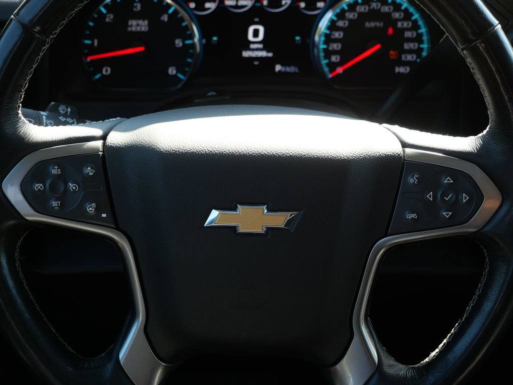 Used 2018 Chevrolet Suburban Premier AWD/4WD image 20