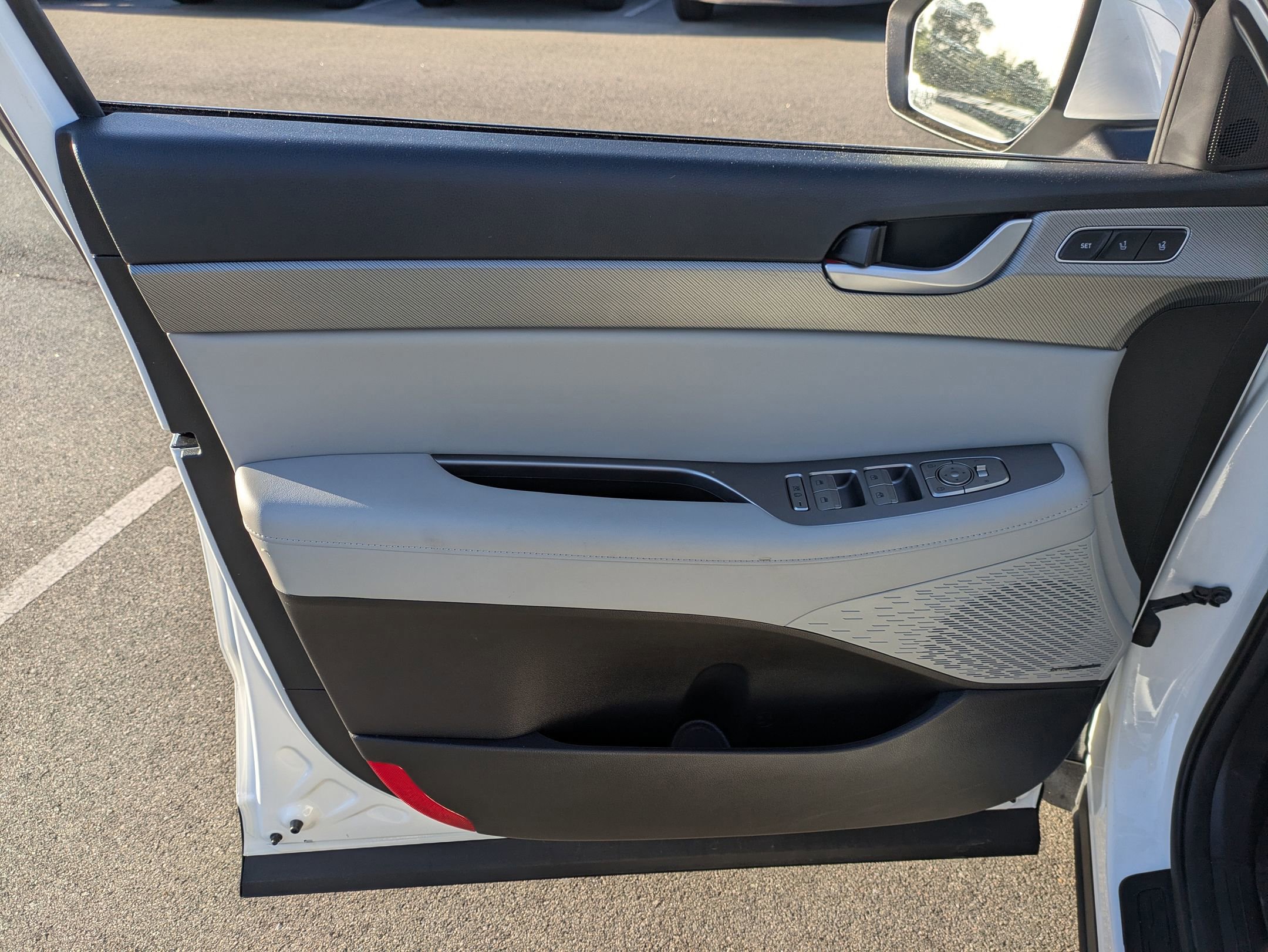 Used 2024 Hyundai Palisade SEL w/ Premium Package FWD image 14