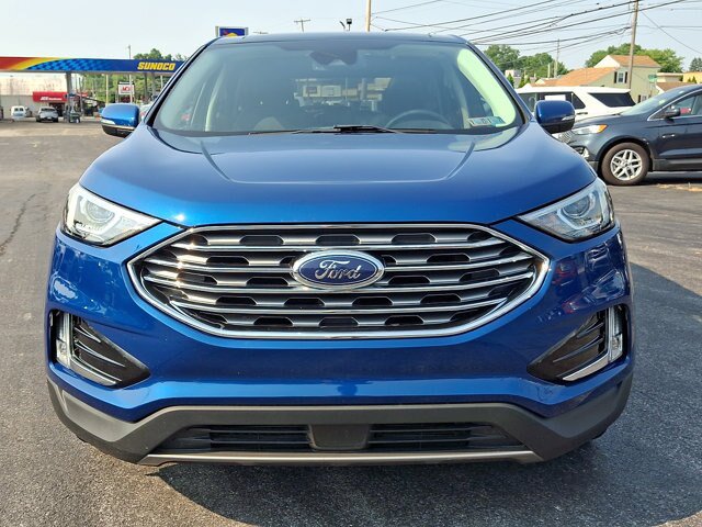Certified 2020 Ford Edge SEL w/ Convenience Package AWD/4WD image 2