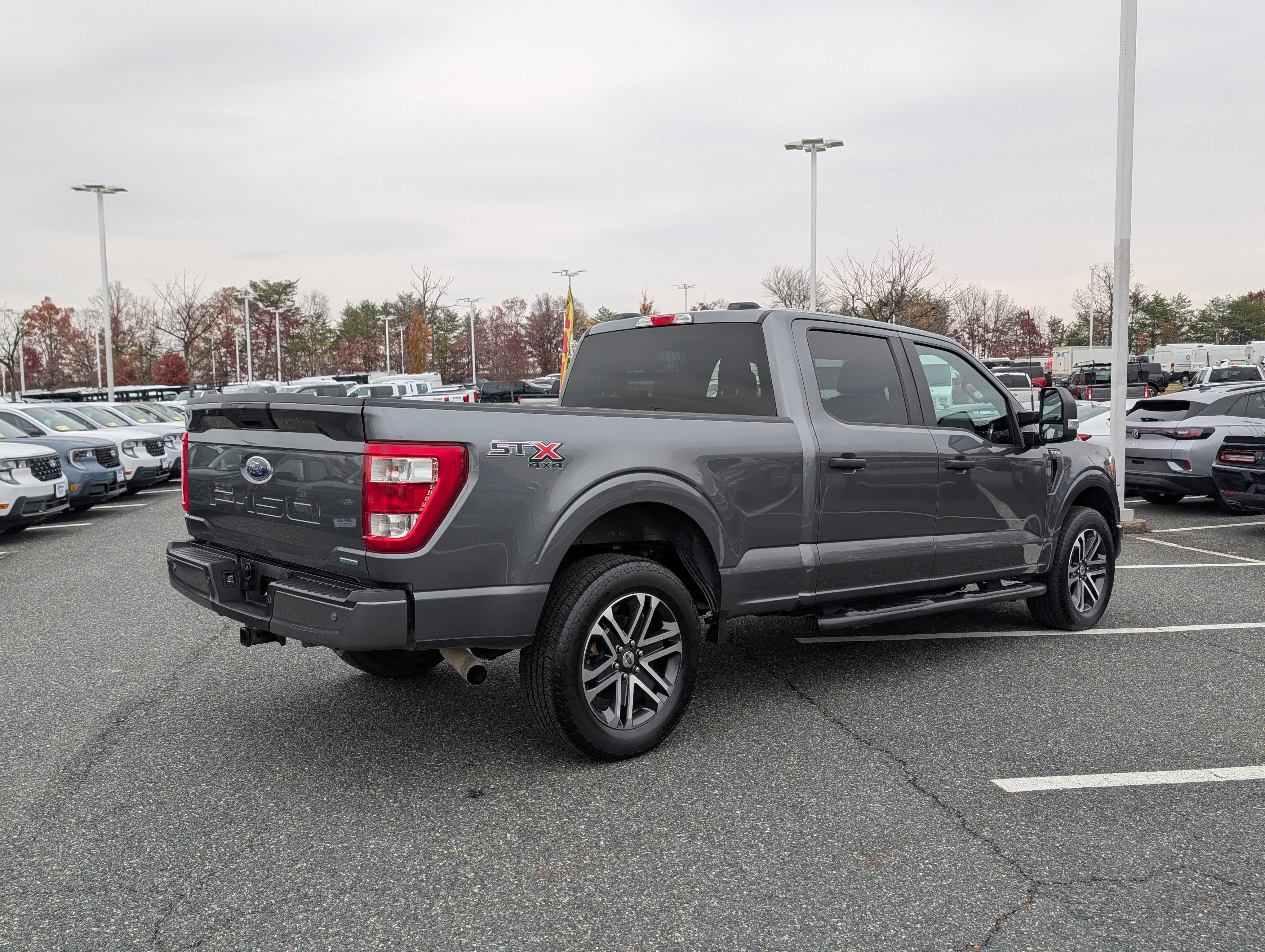 Certified 2022 Ford F150 XL w/ STX Appearance Package image 5