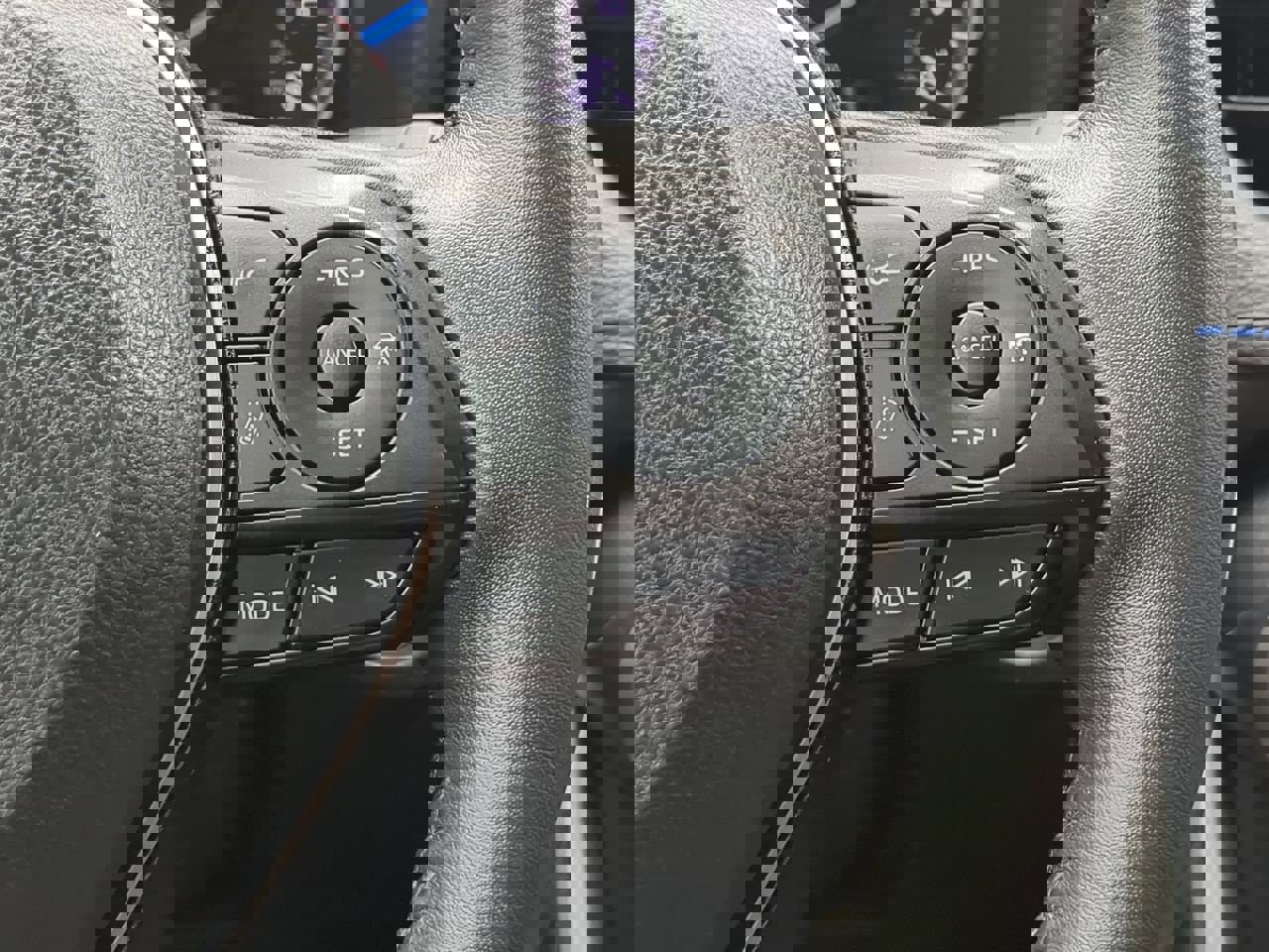 Used 2022 Toyota RAV4 SE w/ Convenience Package image 24