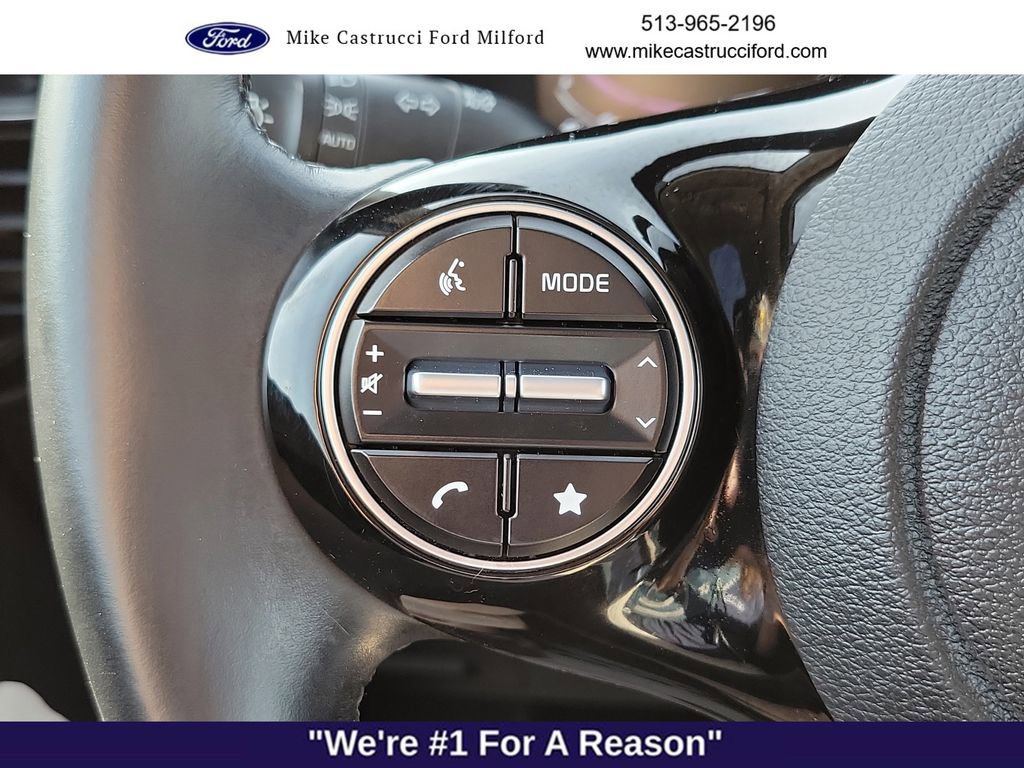 Used 2023 Kia Soul EX image 13