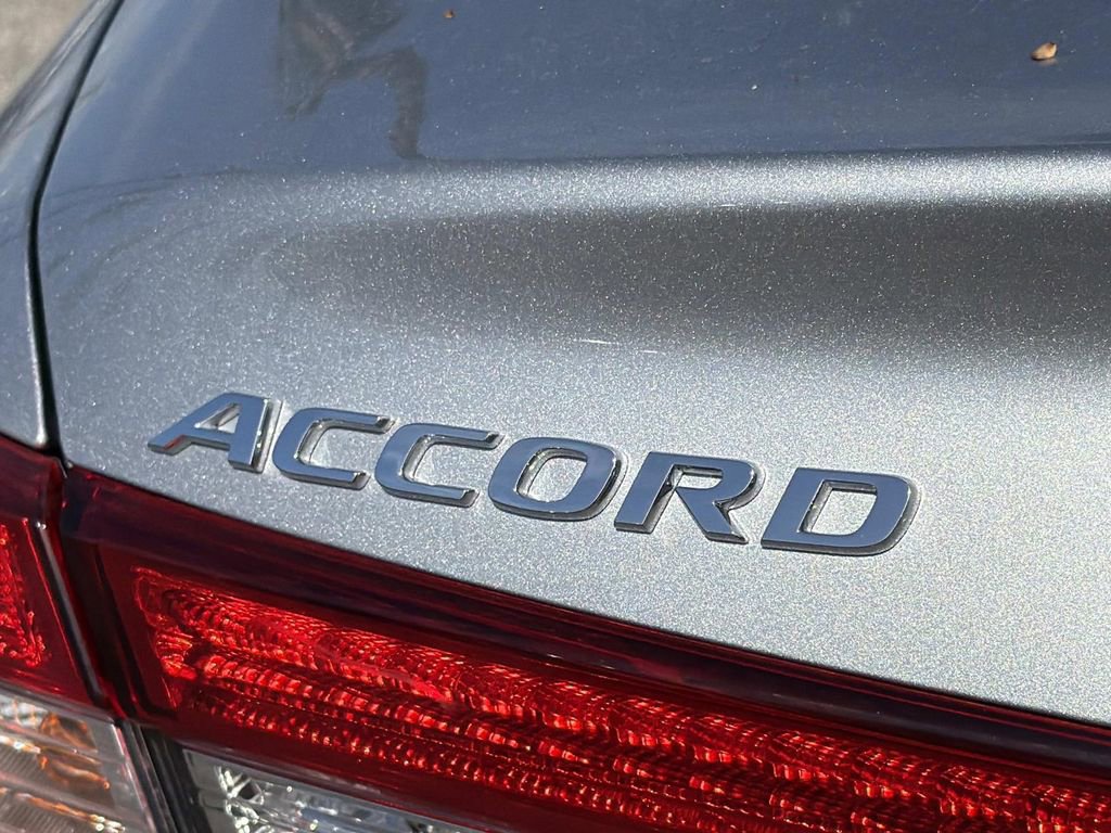 Used 2019 Honda Accord EX image 23