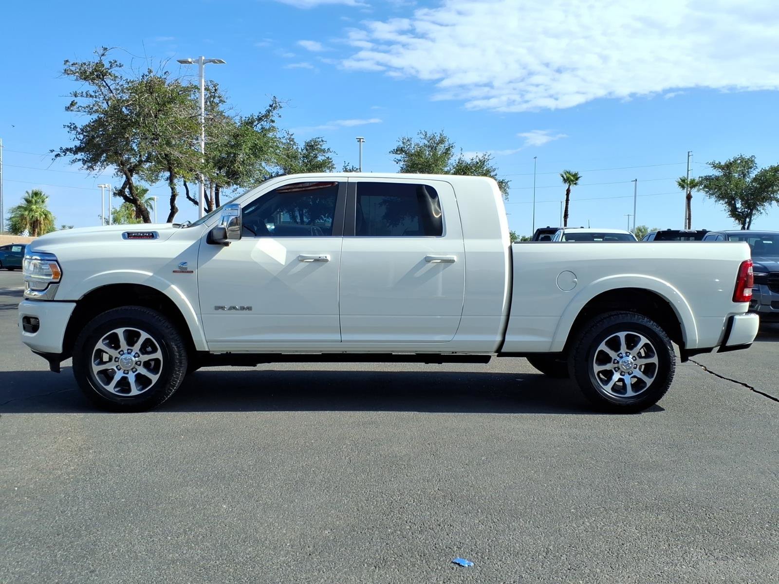 Used 2024 RAM 3500 Limited w/ Towing Technology Group AWD/4WD image 2