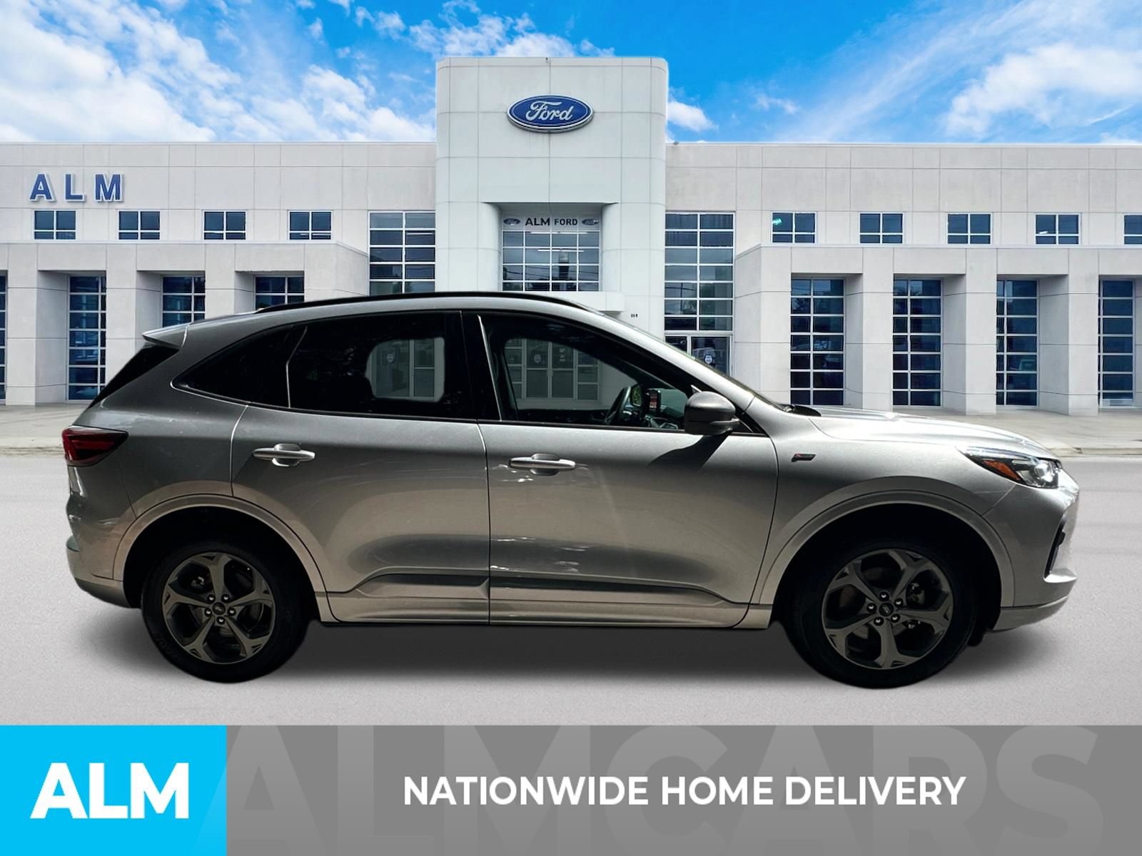 Certified 2023 Ford Escape ST-Line FWD image 4