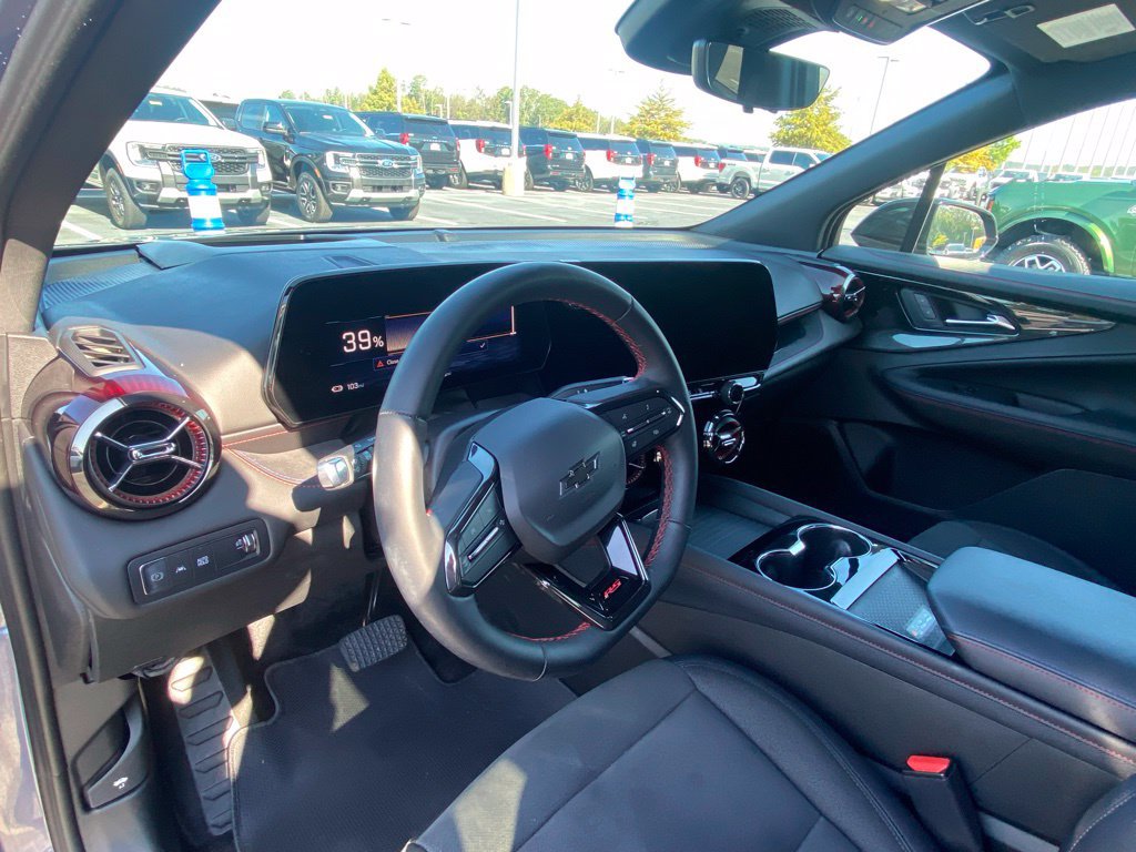 Used 2025 Chevrolet Blazer EV RS AWD/4WD image 9