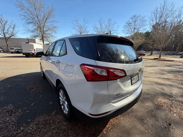 Used 2020 Chevrolet Equinox LS image 3