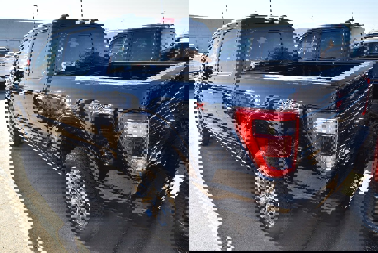 Certified 2022 Ford F150 Platinum w/ Equipment Group 701A High image 7