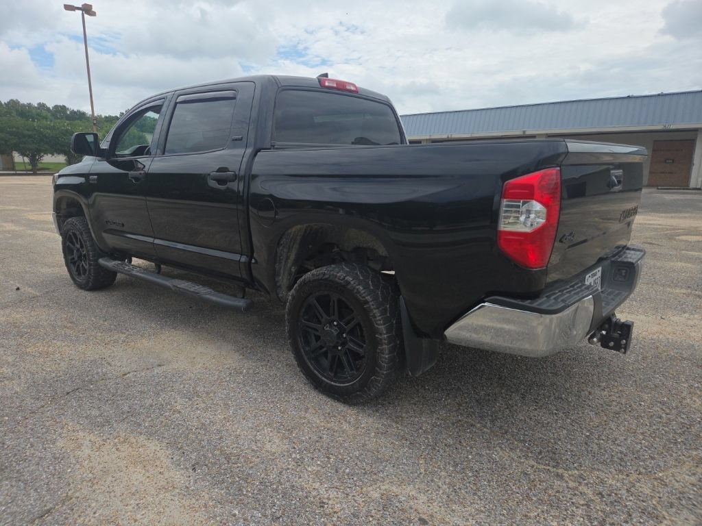 Used 2020 Toyota Tundra SR5 AWD/4WD image 7