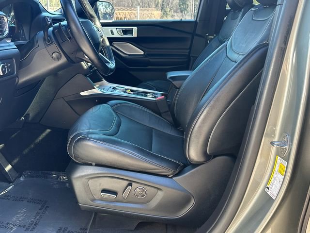 Certified 2020 Ford Explorer ST w/ Premium Technology Package image 9