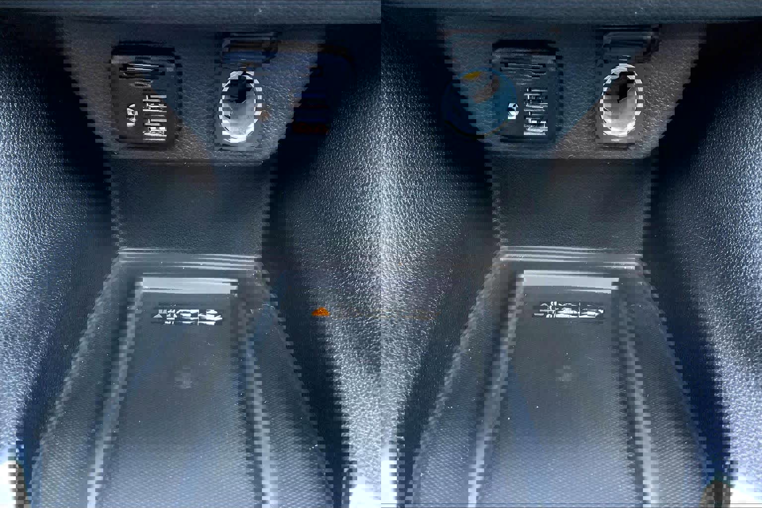 Used 2023 Chevrolet Traverse High Country image 34