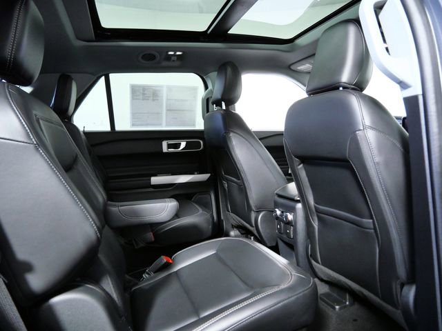 Certified 2021 Ford Explorer XLT w/ Equipment Group 202A image 12
