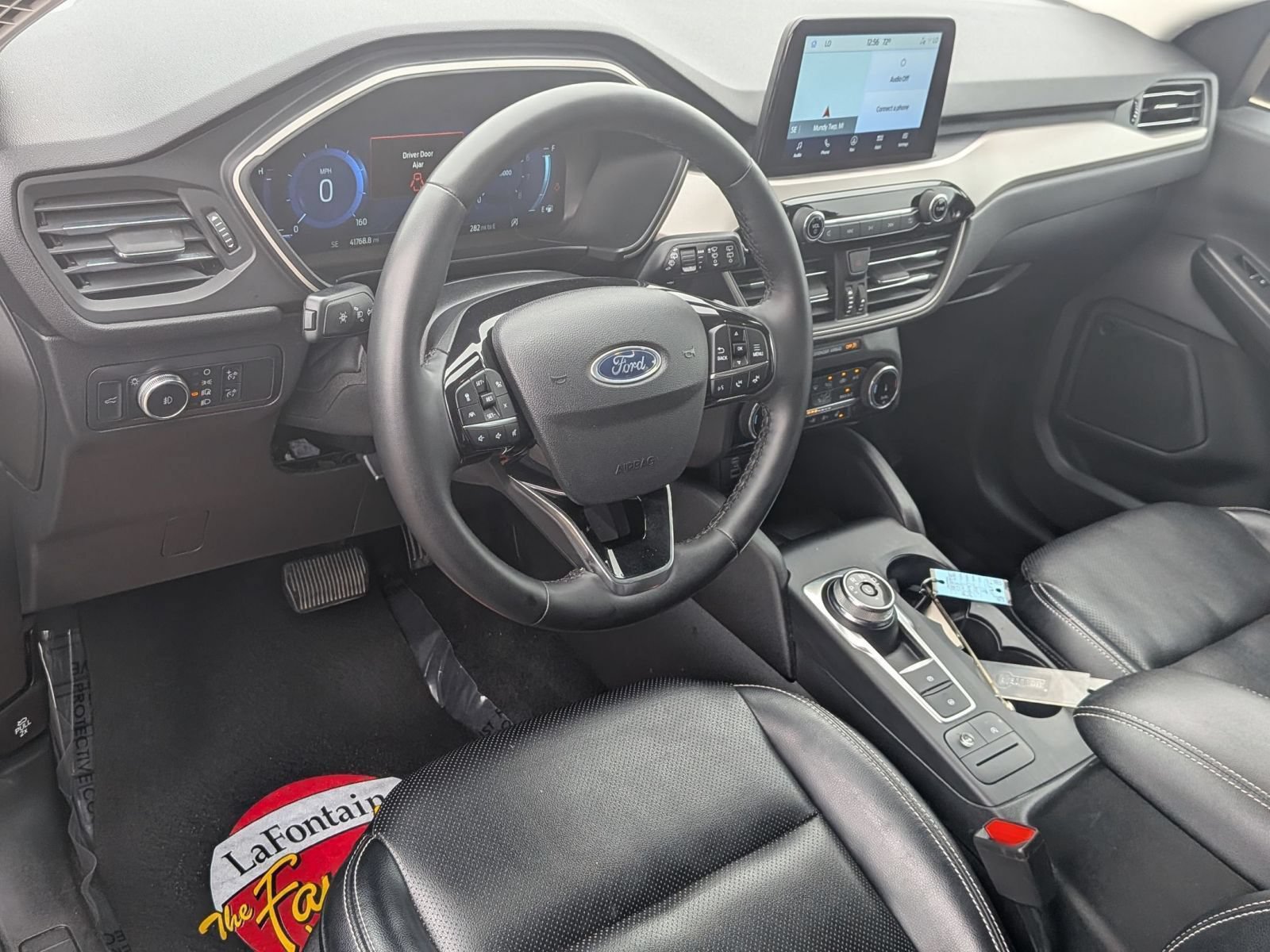 Certified 2022 Ford Escape SEL w/ Technology Package AWD/4WD image 11