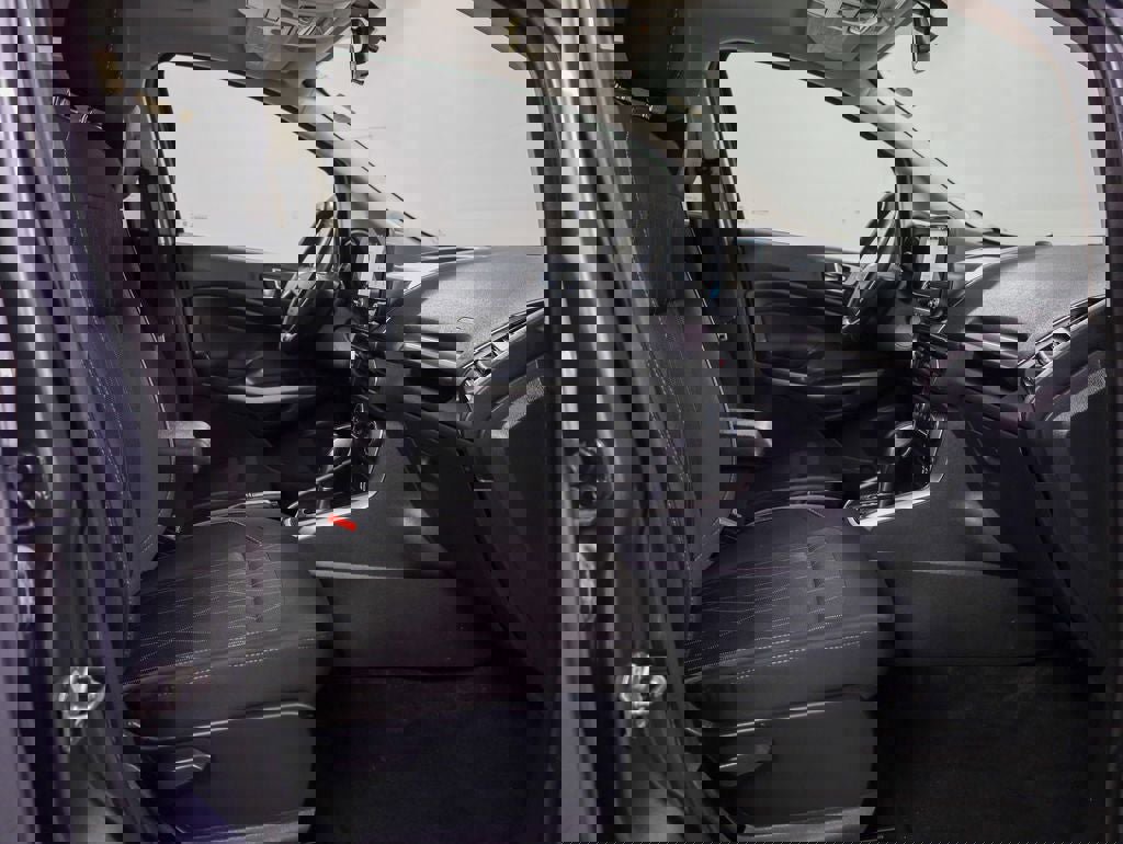 Certified 2018 Ford EcoSport SE w/ Interior Protection Package image 17