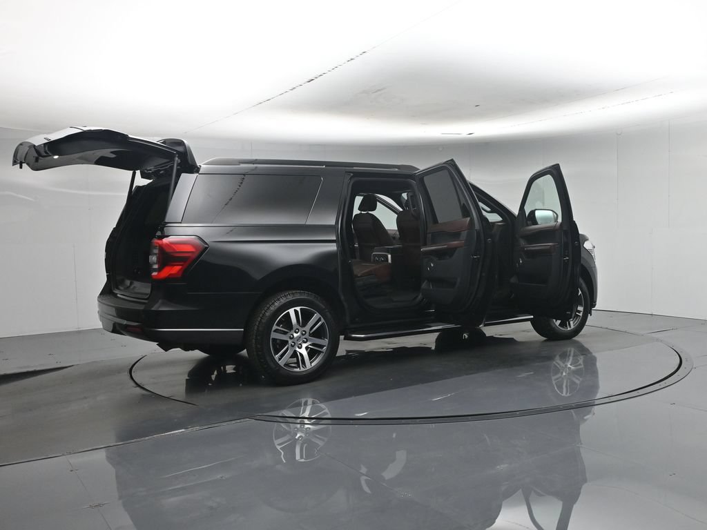 Certified 2022 Ford Expedition Max Limited AWD/4WD image 6