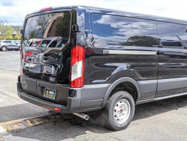 Certified 2026 Ford Transit 250 Low Roof RWD image 26