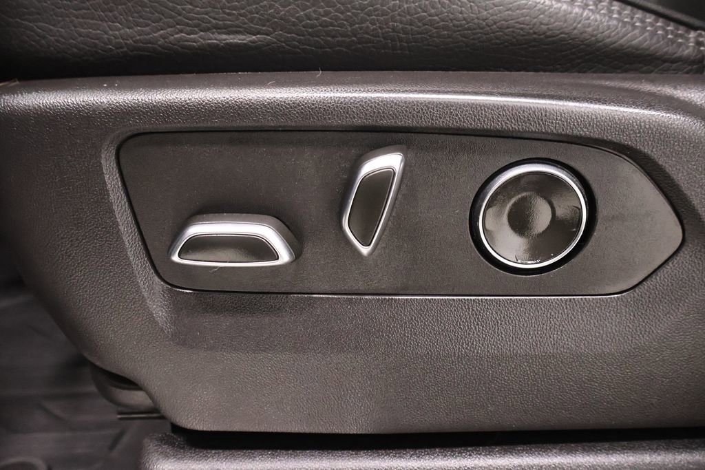 Used 2024 GMC Sierra 2500 Denali w/ Denali Reserve Package image 10