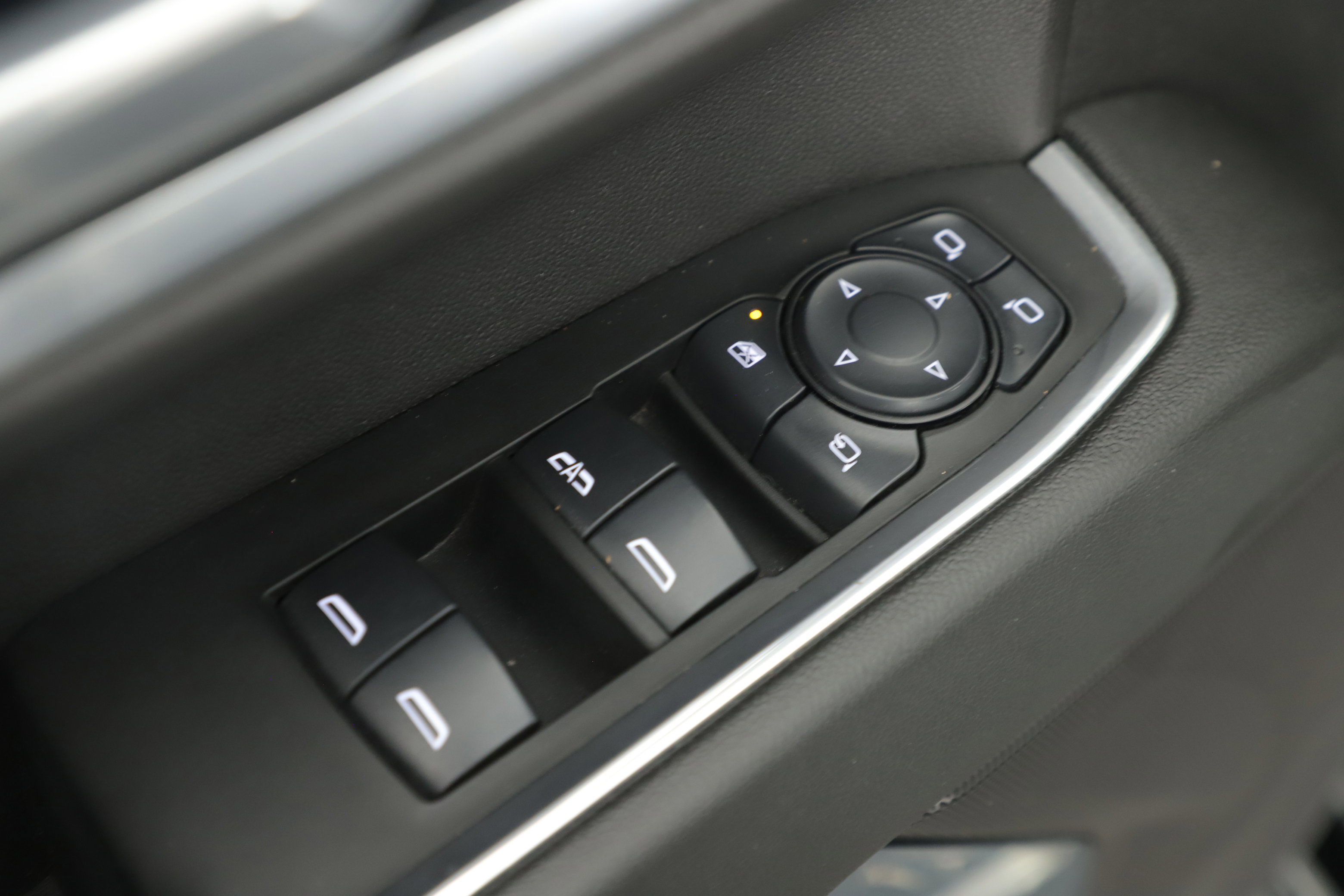 Used 2025 Chevrolet Silverado 2500 LT w/ All Star Edition image 11