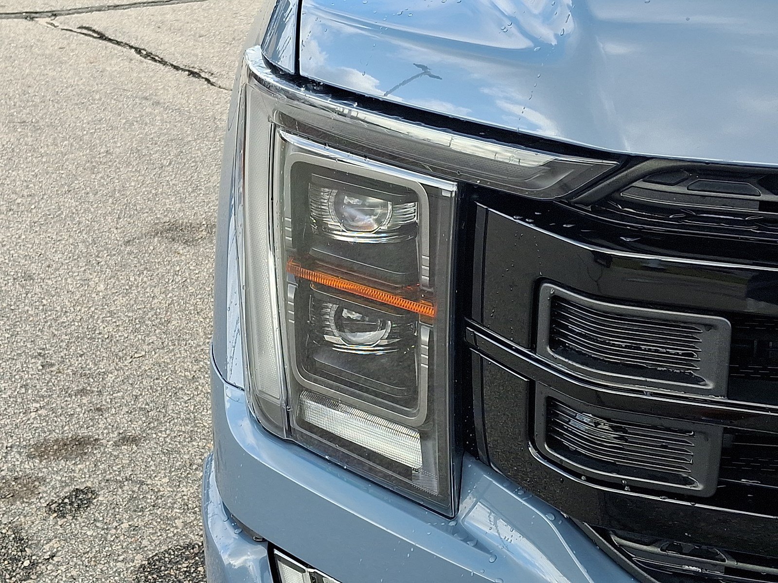Certified 2023 Ford F150 Platinum w/ Equipment Group 701A High AWD/4WD image 8