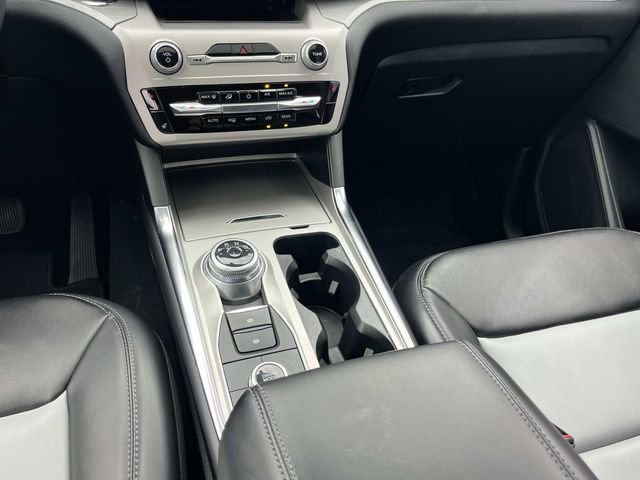 Certified 2022 Ford Explorer XLT w/ Equipment Group 202A image 18