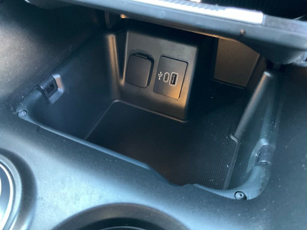 Certified 2025 Ford Explorer ST-Line w/ Premium Package image 44