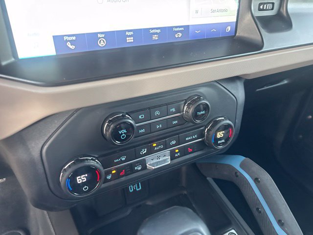 Certified 2023 Ford Bronco Wildtrak AWD/4WD image 16
