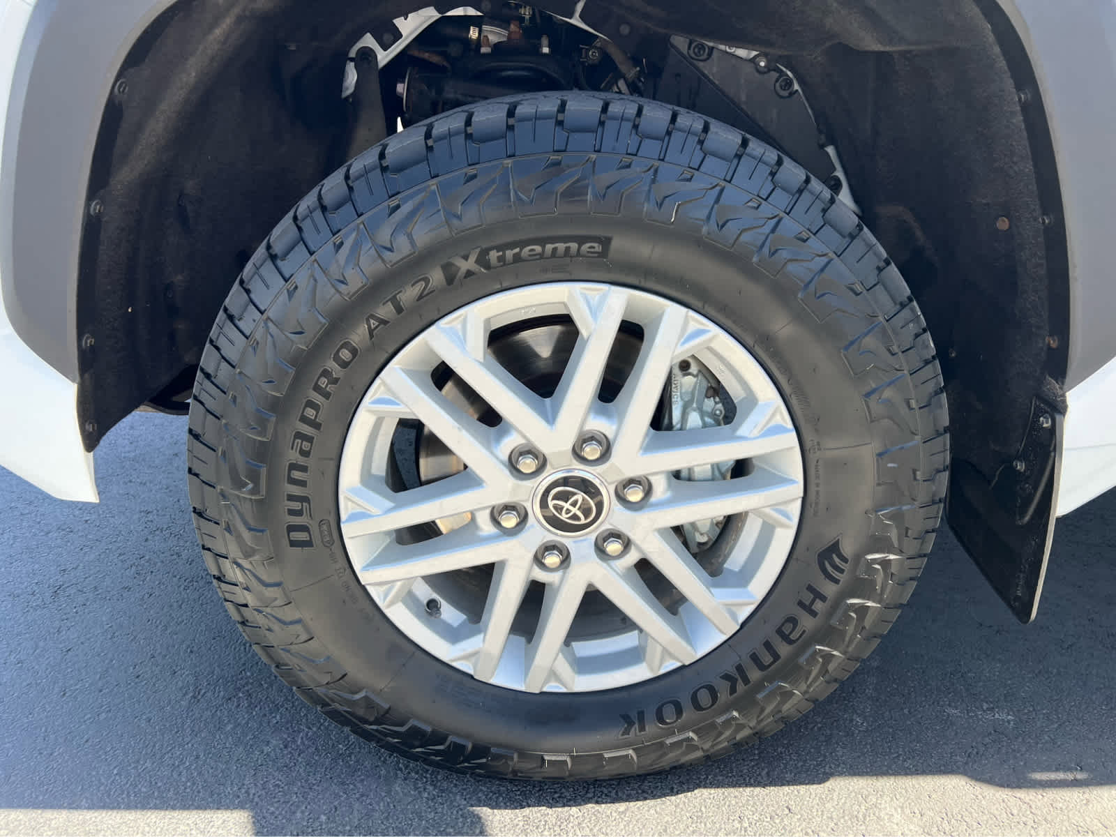 Used 2022 Toyota Tundra SR5 w/ SR5 Convenience Package image 13