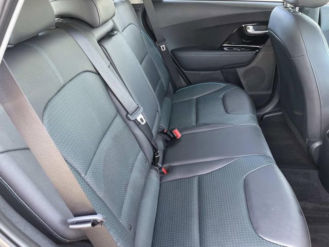 Used 2022 Kia Niro EX Premium image 32