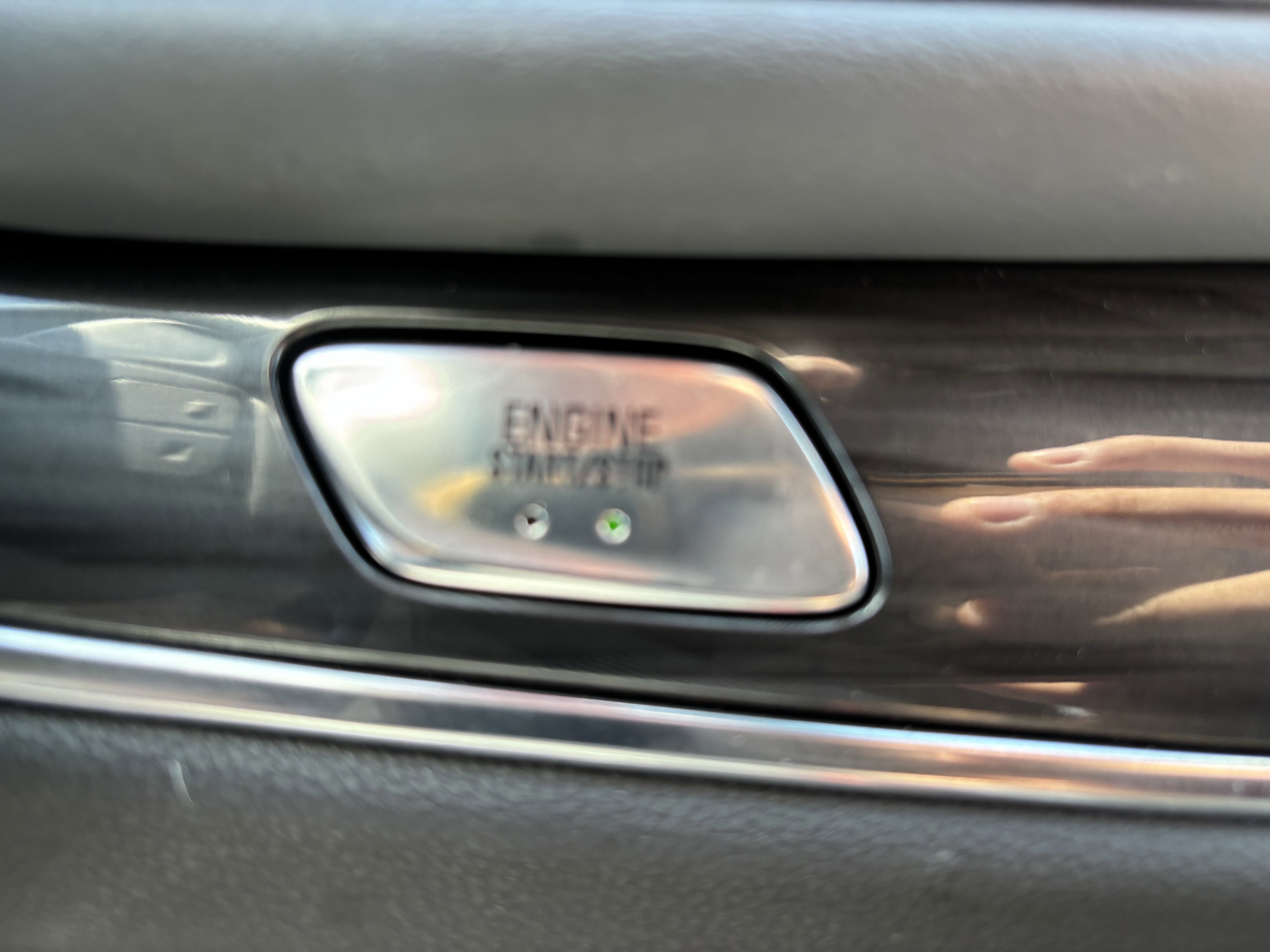 Used 2023 Buick Enclave Essence image 34