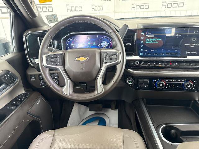 Used 2024 Chevrolet Silverado 2500 LTZ w/ LTZ Convenience Package AWD/4WD image 16