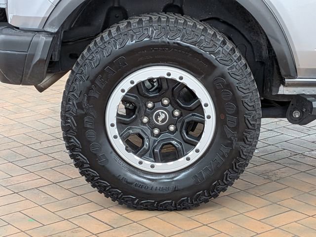 Certified 2024 Ford Bronco Black Diamond w/ Sasquatch Package AWD/4WD image 10